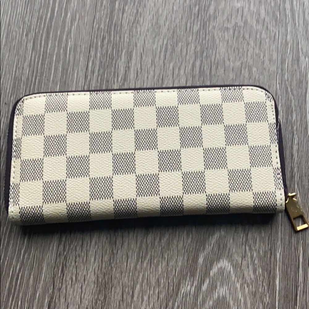 Wallet/clutch